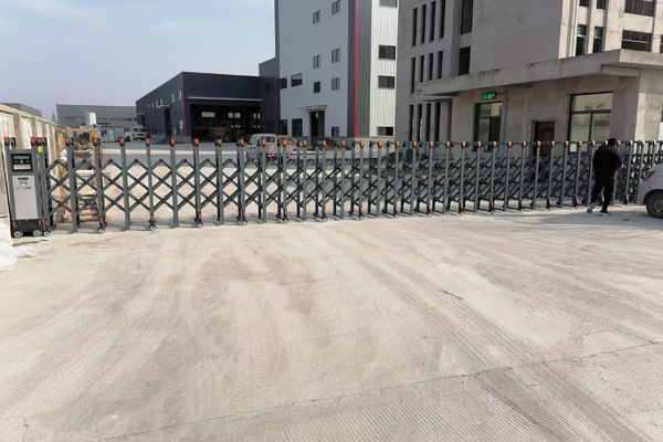 荊州瀚堃公司電動門、錐形旗桿安裝